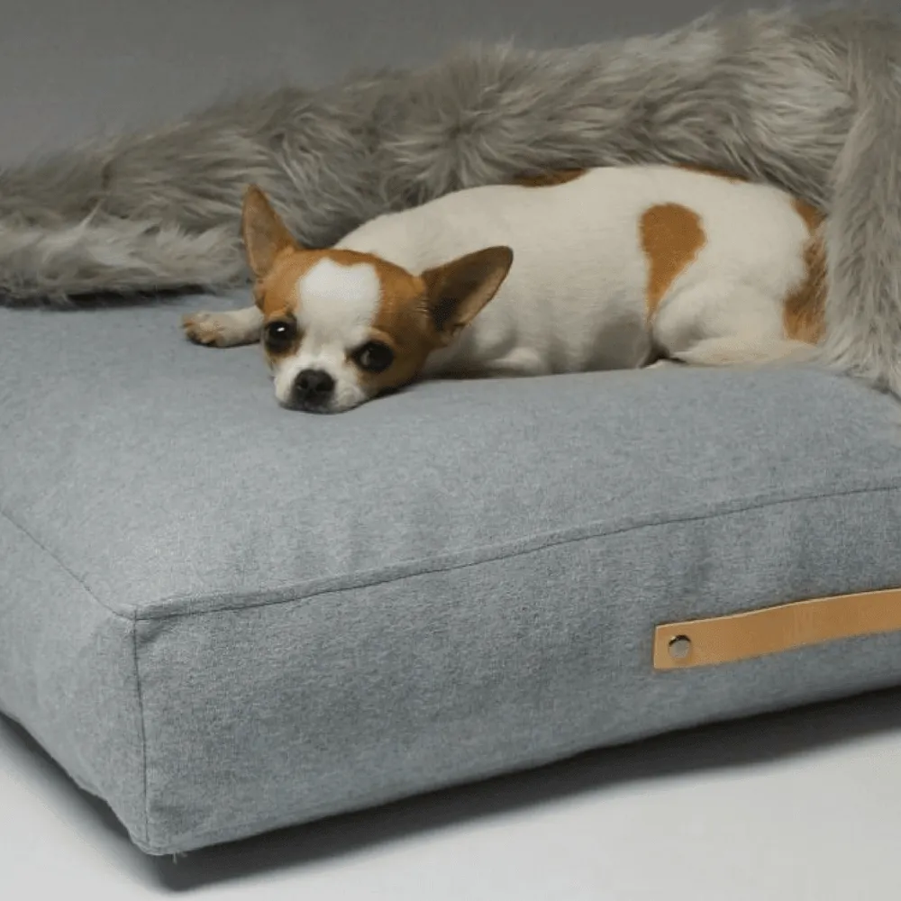 Oslo Luxury Dog Bed by Labbvenn in Cloud